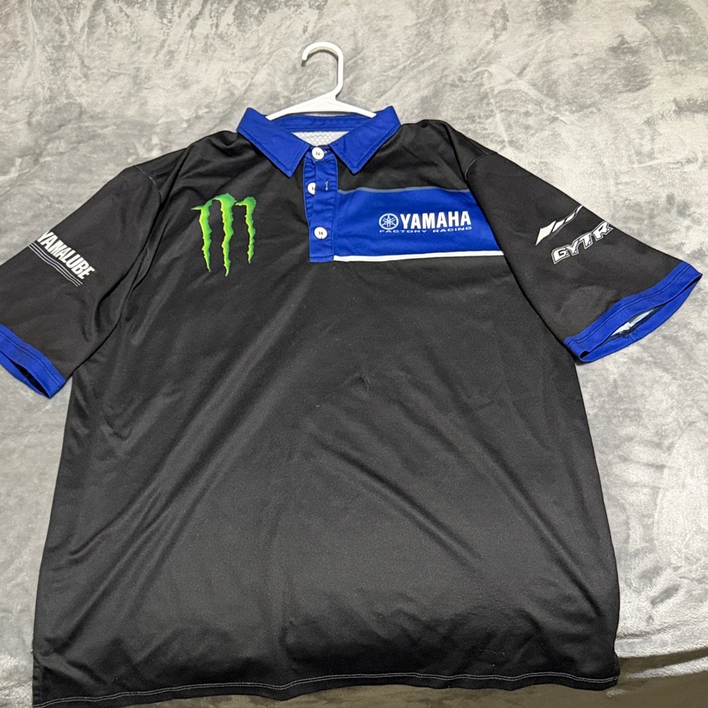 Men’s Yamaha race team pit shirt Black Polo with Blue